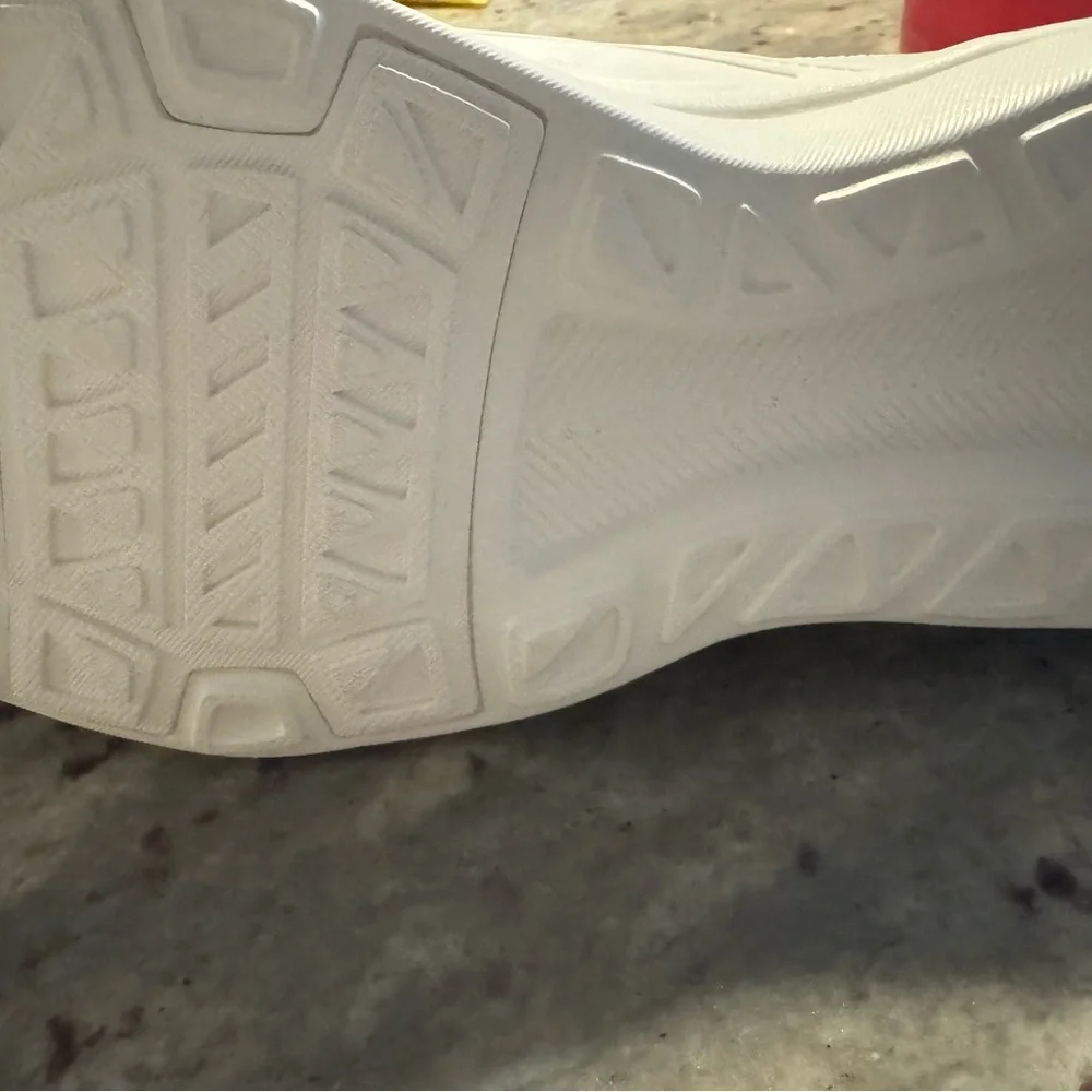 APL Ivory and Gold TechLoom Bliss Sneakers - Picture 4 of 10